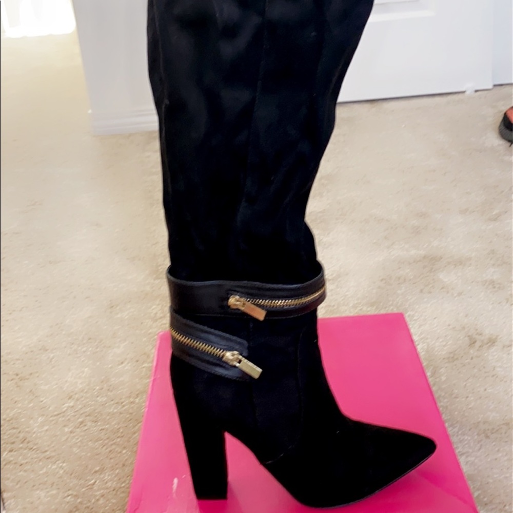 Stiletto Boot- Black